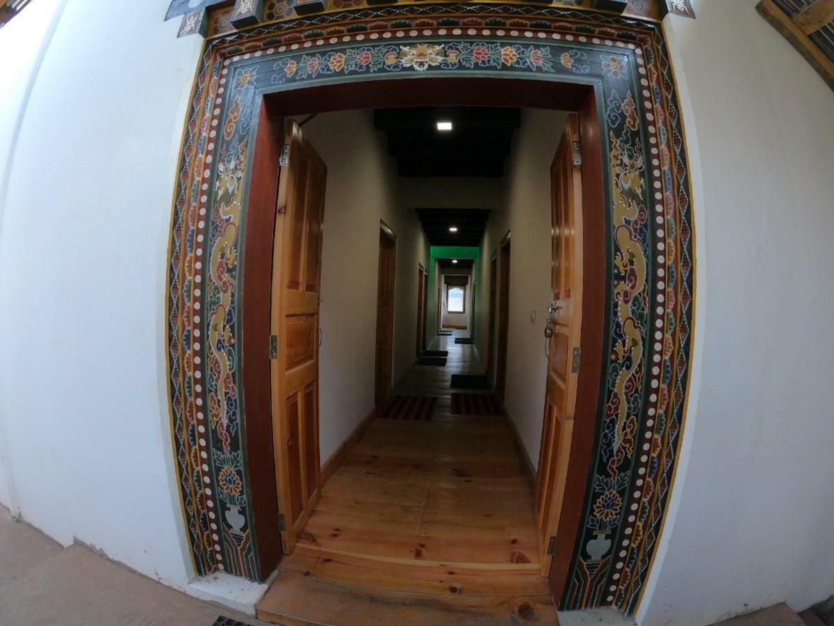 Odiyana Hotel Gangtey Gonpa Esterno foto